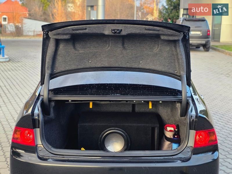 Седан Honda Accord 2005 в Виннице