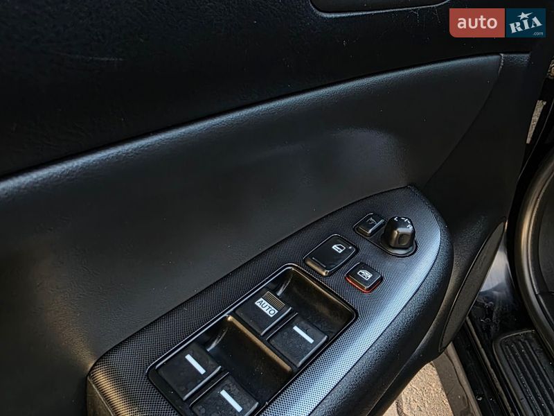 Седан Honda Accord 2005 в Виннице