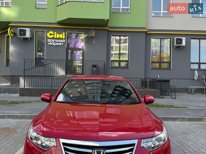 Седан Honda Accord 2012 в Ивано-Франковске