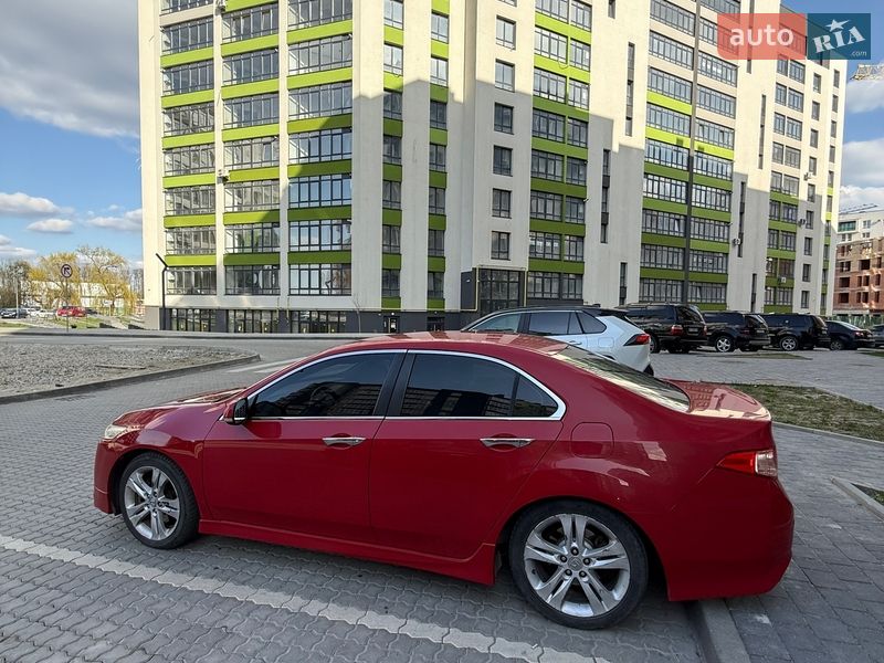 Седан Honda Accord 2012 в Ивано-Франковске