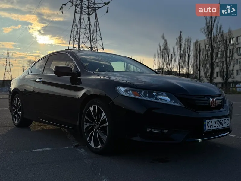 Honda Accord 2017 VIN 1HGCT1B82HA008105 фото оголошення 3 з 81