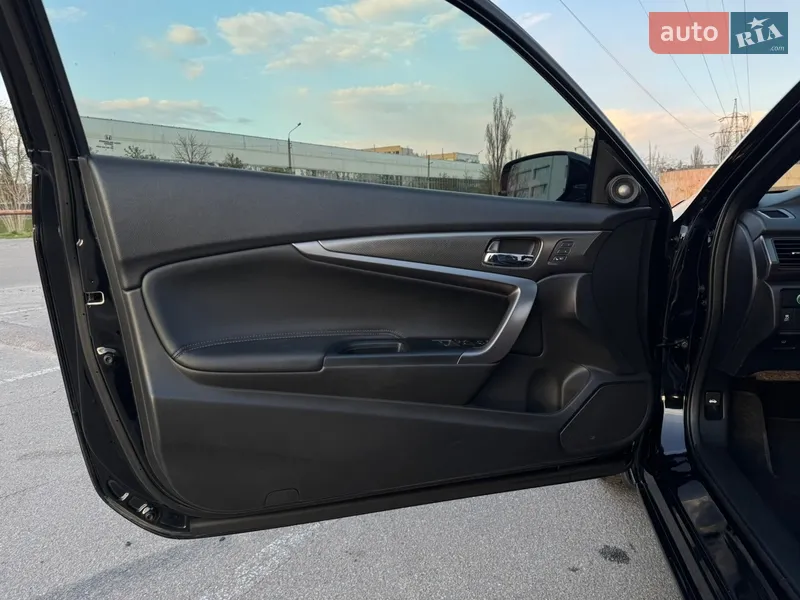Honda Accord 2017 VIN 1HGCT1B82HA008105 фото оголошення 21 з 81