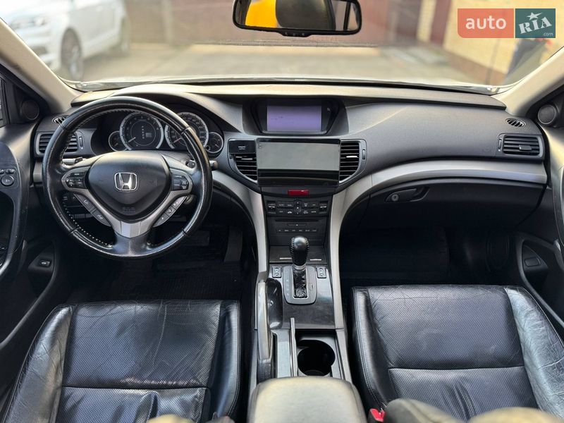 Седан Honda Accord 2010 в Днепре