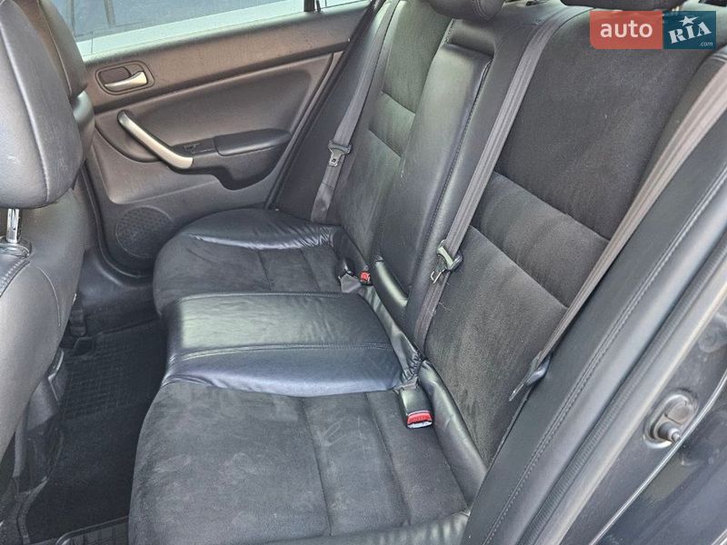 Седан Honda Accord 2004 в Киеве фото 8 Седан Honda Accord 2004 в Киеве