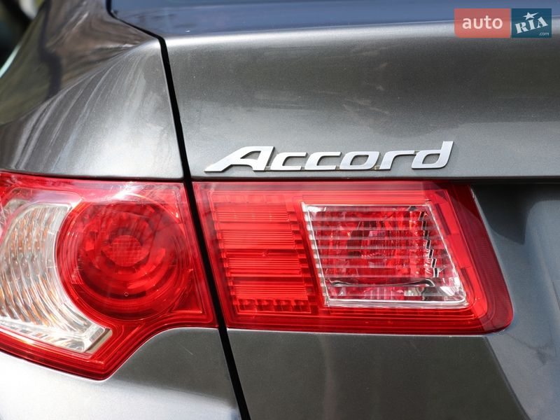 Седан Honda Accord 2008 в Киеве