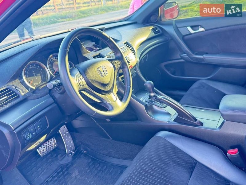 Седан Honda Accord 2012 в Днепре