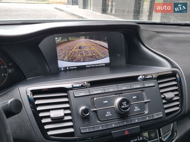 Седан Honda Accord 2015 в Ужгороде