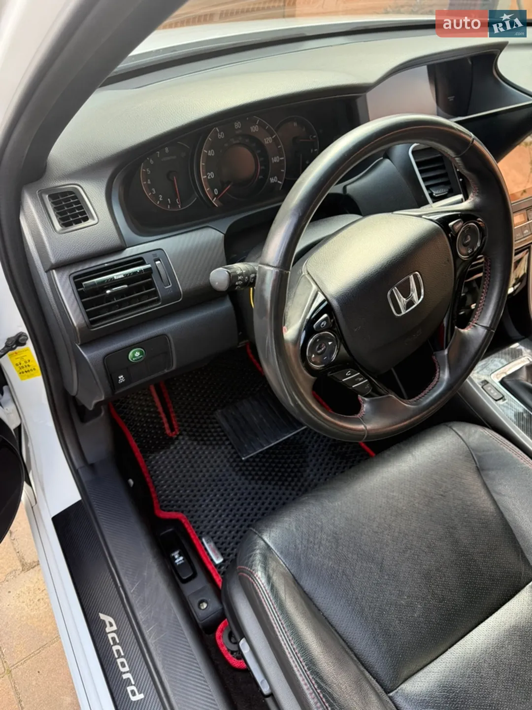 2017 Honda Accord - мініатюра 19