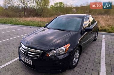 Седан Honda Accord 2012 в Львове