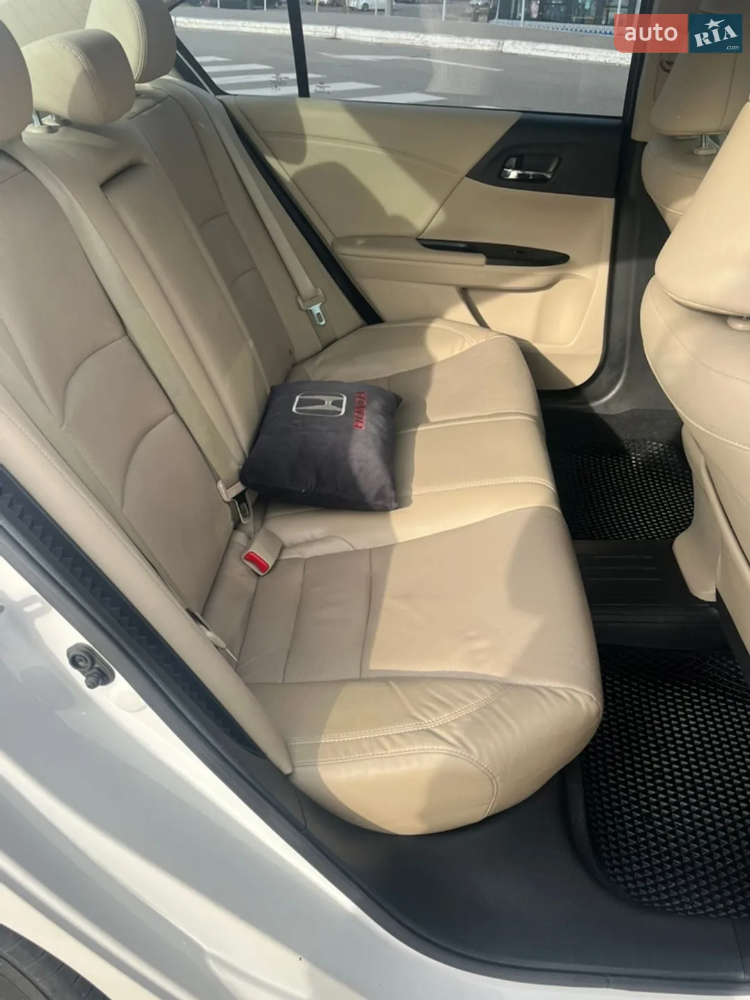 2015 Honda Accord - мініатюра 14