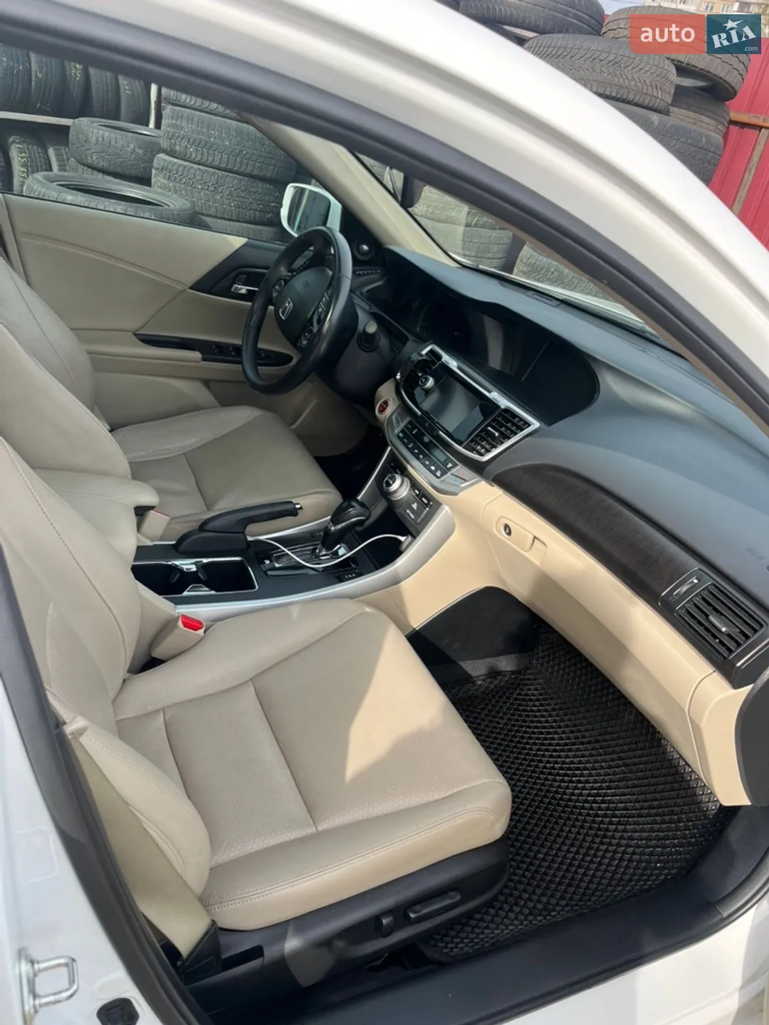 2015 Honda Accord - мініатюра 12