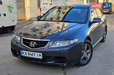 Седан Honda Accord 2004 в Києві