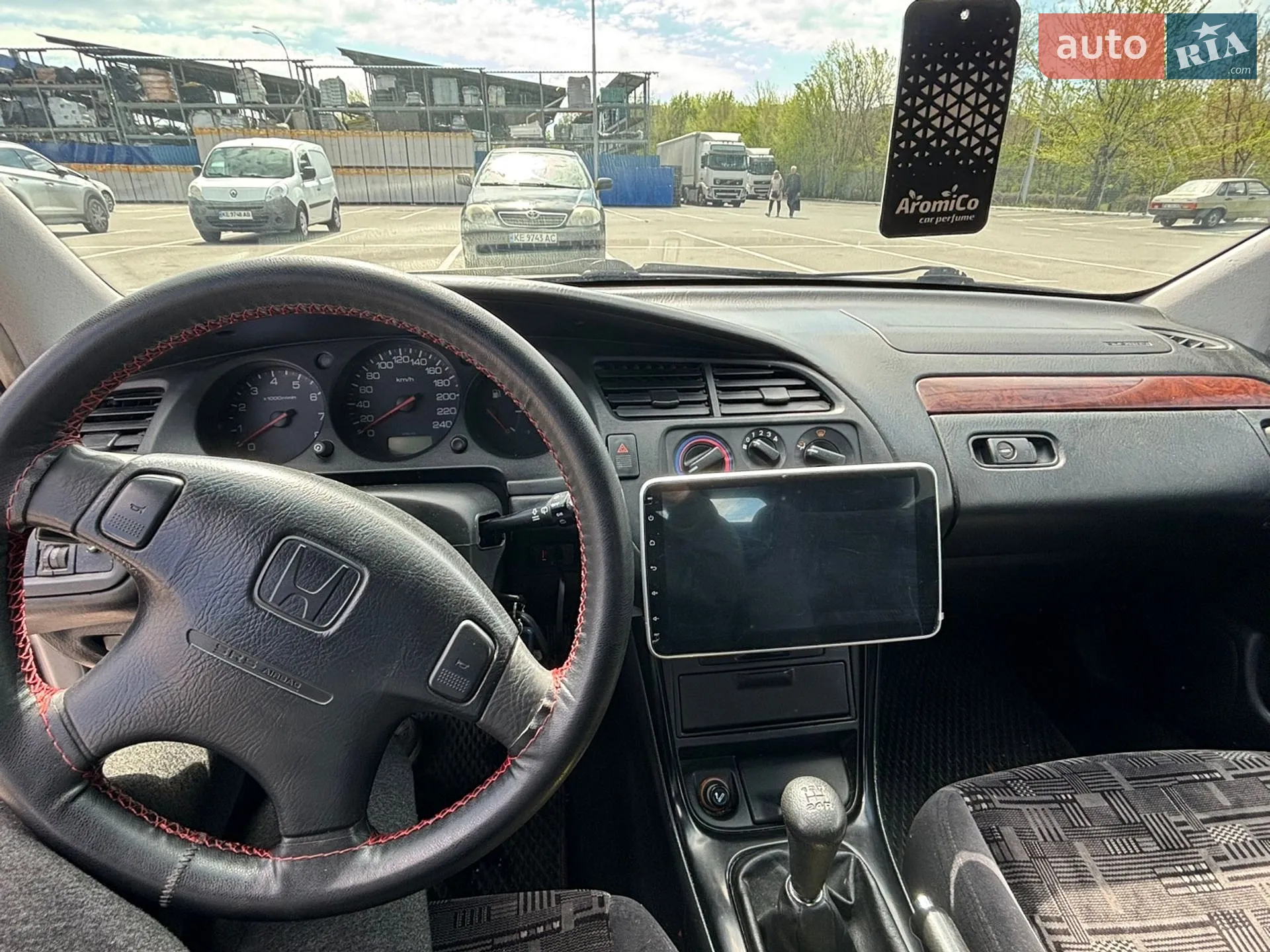Honda Accord 1999 VIN SHHCH6740YU101026 фото оголошення 7 з 15