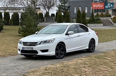 Седан Honda Accord 2014 в Хмельницькому