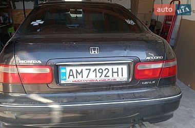 Седан Honda Accord 1997 в Житомире