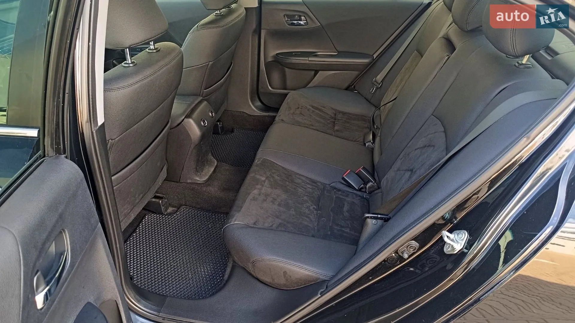 2015 Honda Accord - мініатюра 11