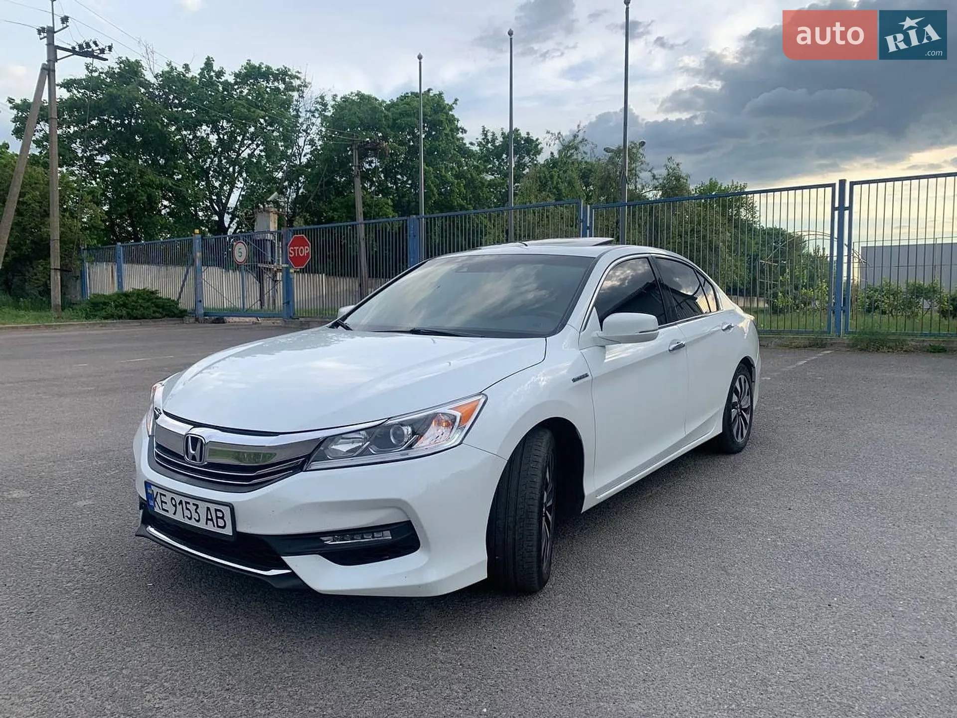 2017 Honda Accord - мініатюра 2