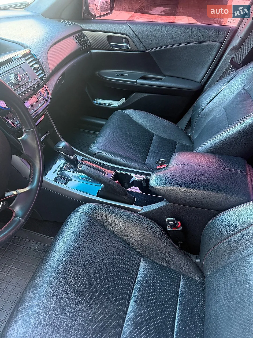 2017 Honda Accord - мініатюра 15