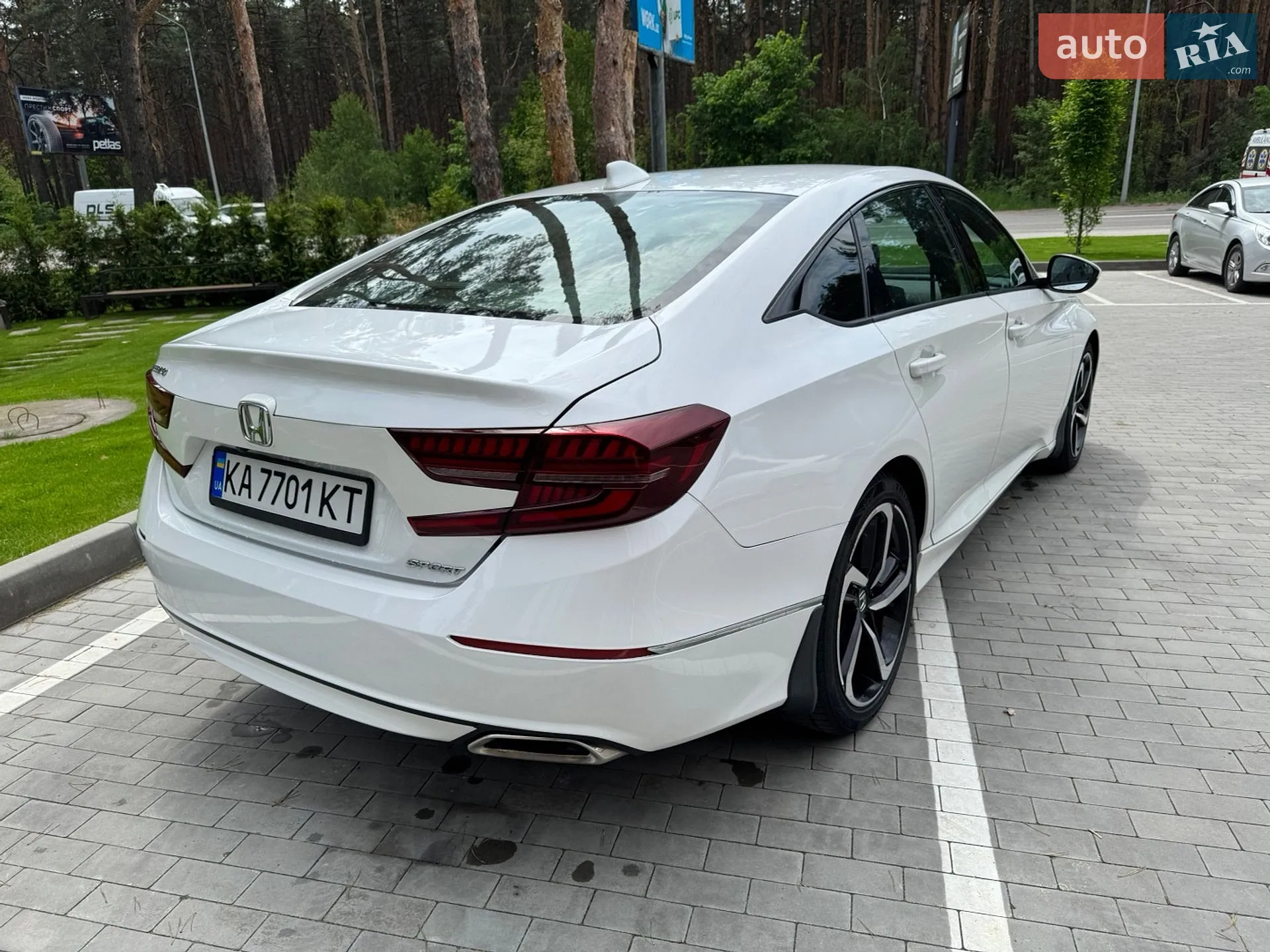 2019 Honda Accord - мініатюра 8