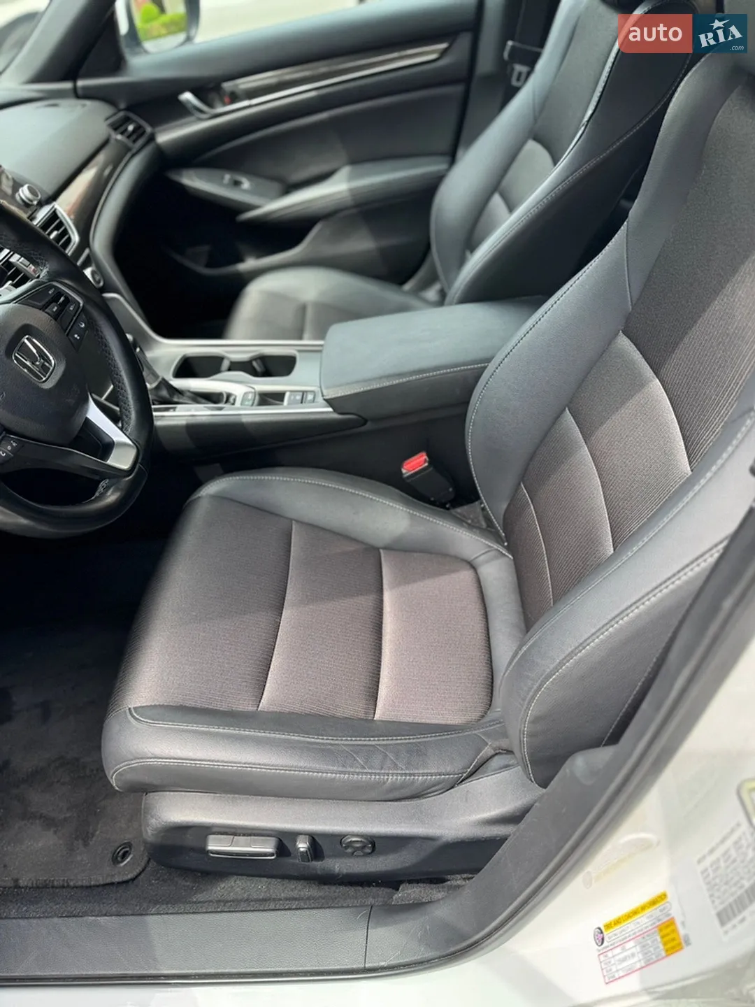 2019 Honda Accord - мініатюра 14