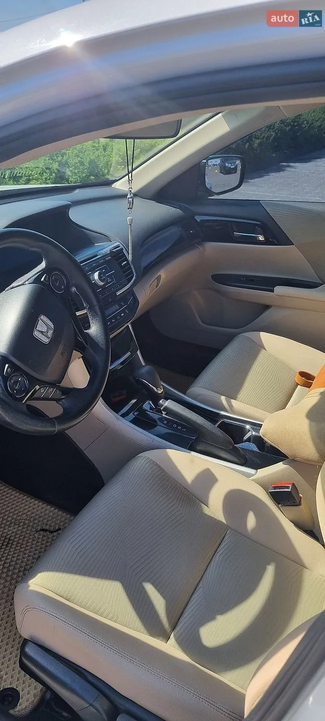2017 Honda Accord - мініатюра 8
