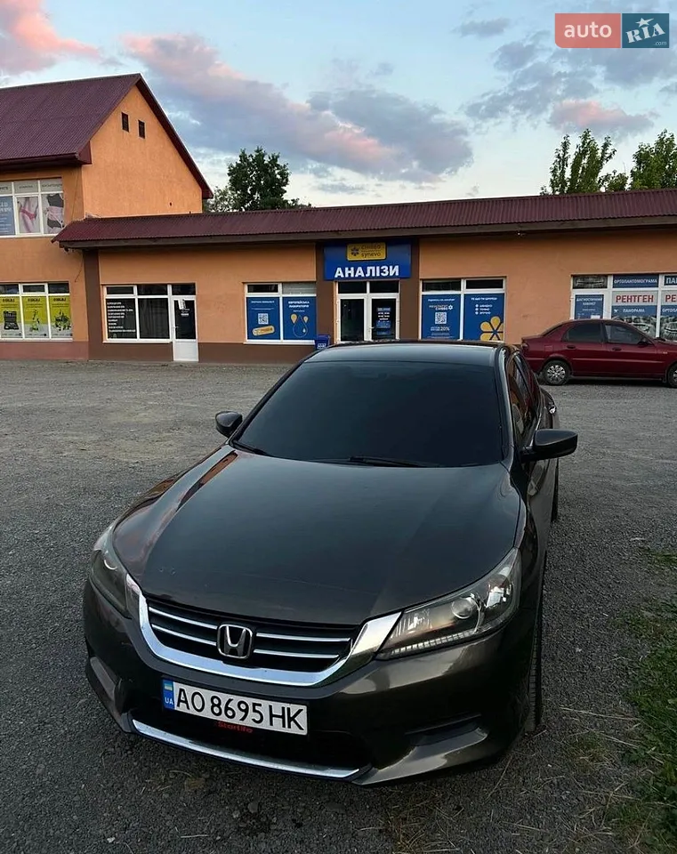2013 Honda Accord - мініатюра 16