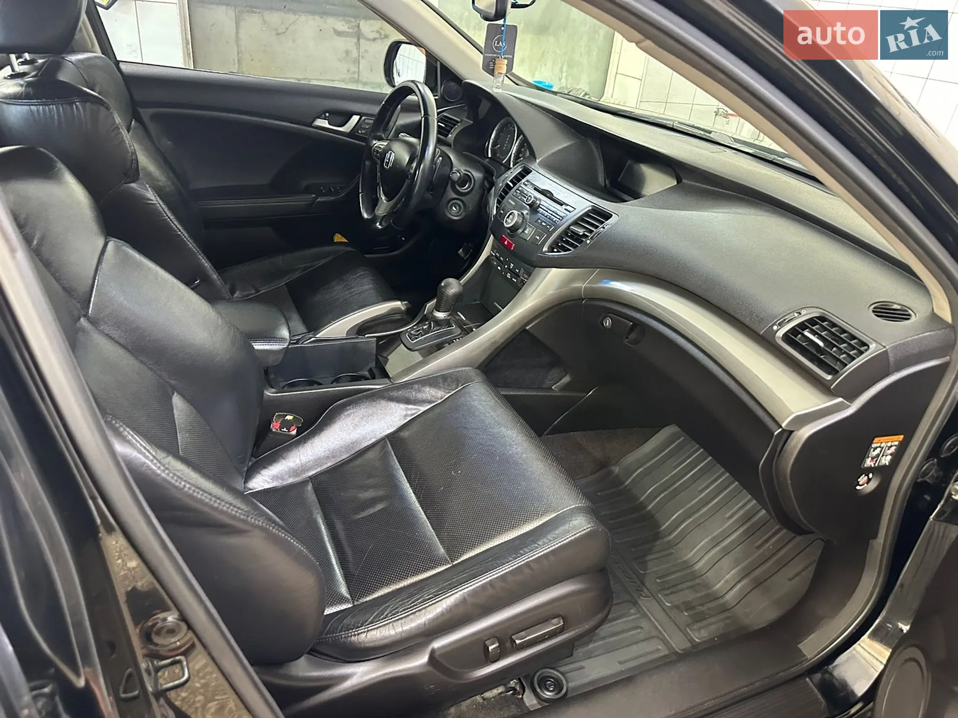 2010 Honda Accord - мініатюра 9