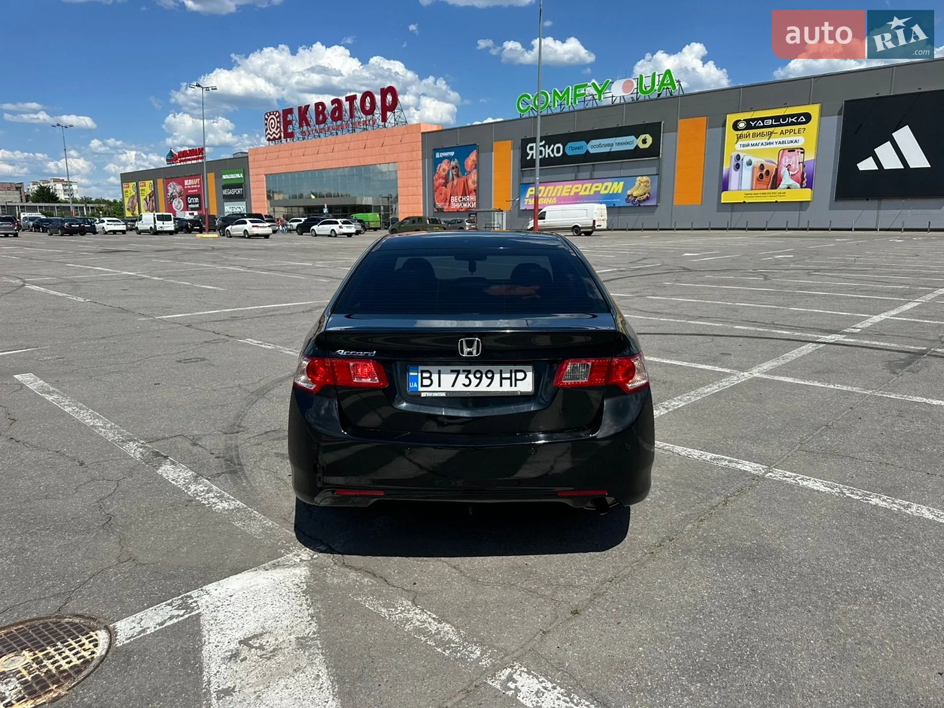 2010 Honda Accord - мініатюра 19