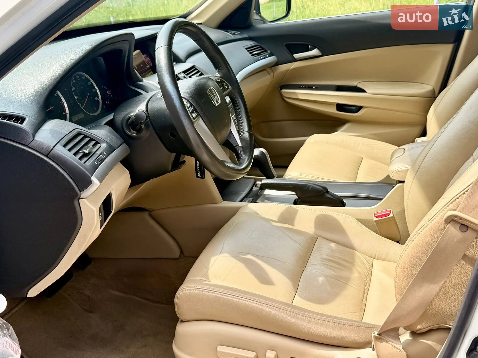 2011 Honda Accord - мініатюра 12