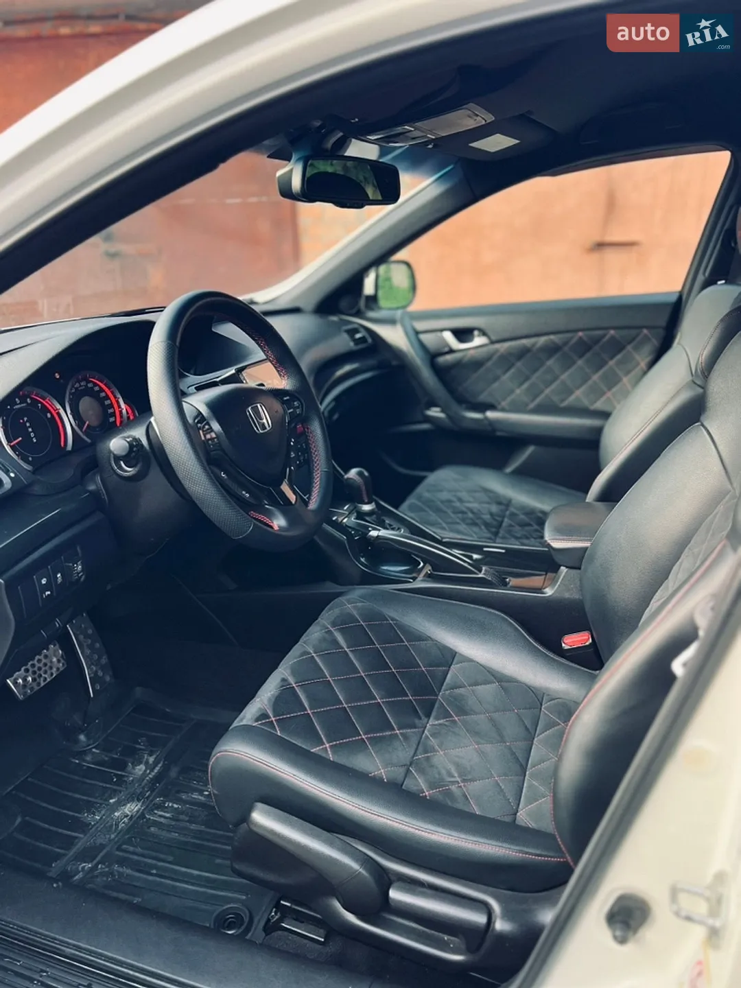 2011 Honda Accord - мініатюра 21