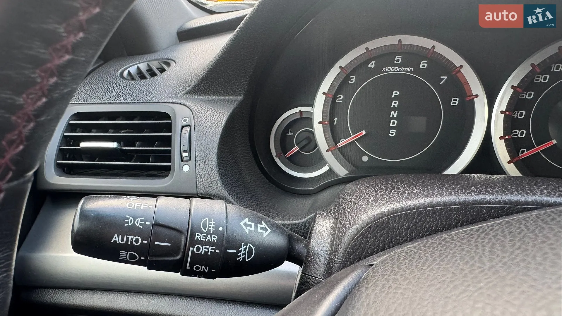 2011 Honda Accord - мініатюра 18