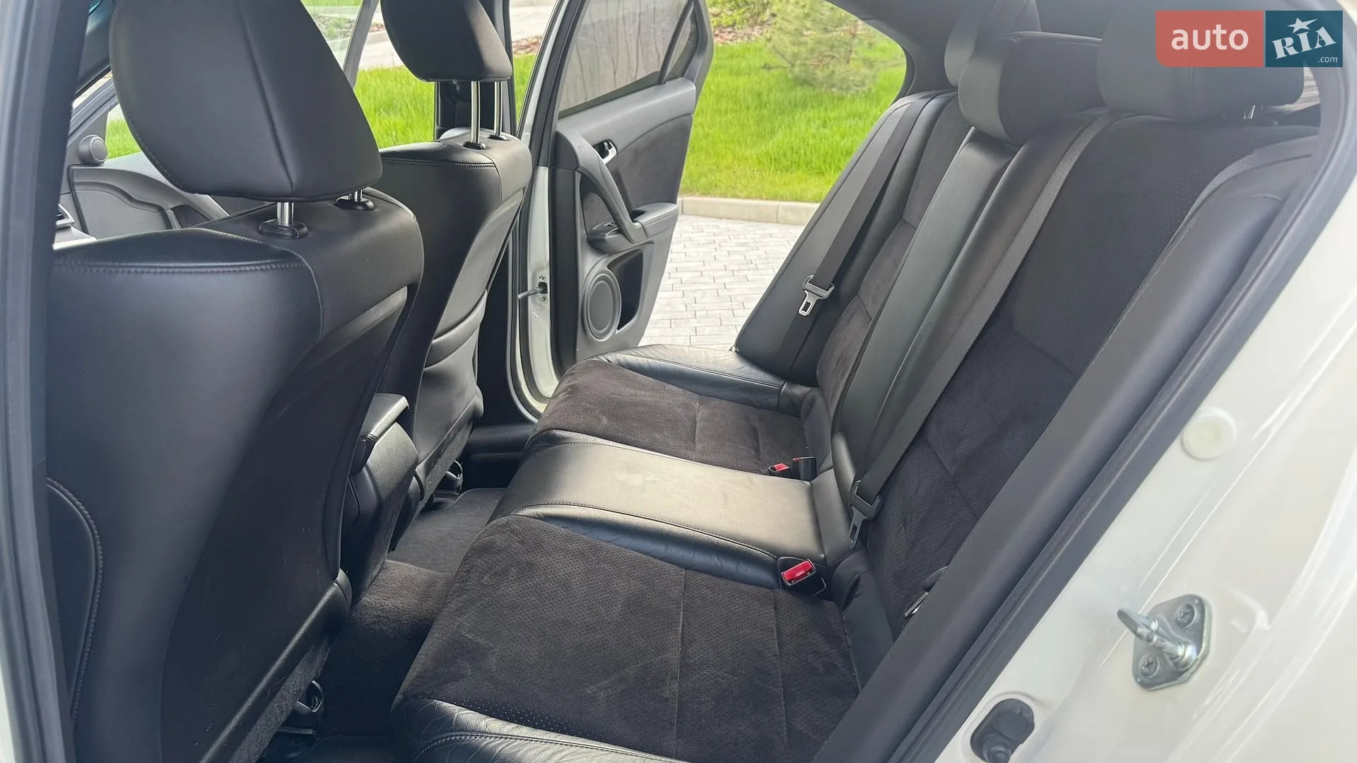 2011 Honda Accord - мініатюра 24