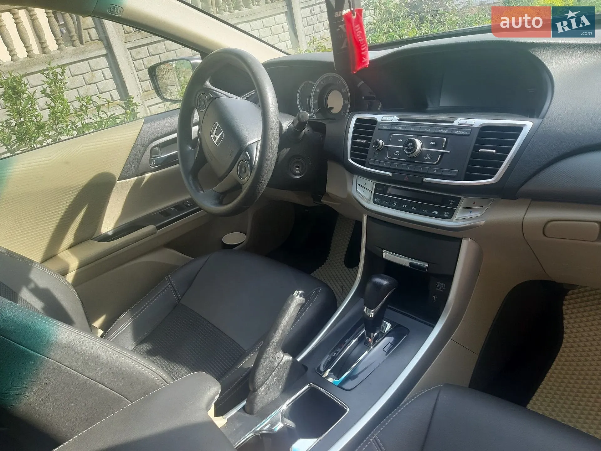 2014 Honda Accord - мініатюра 9