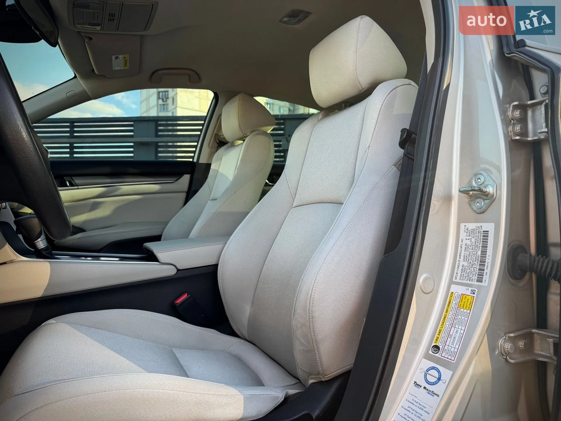 2018 Honda Accord - мініатюра 28