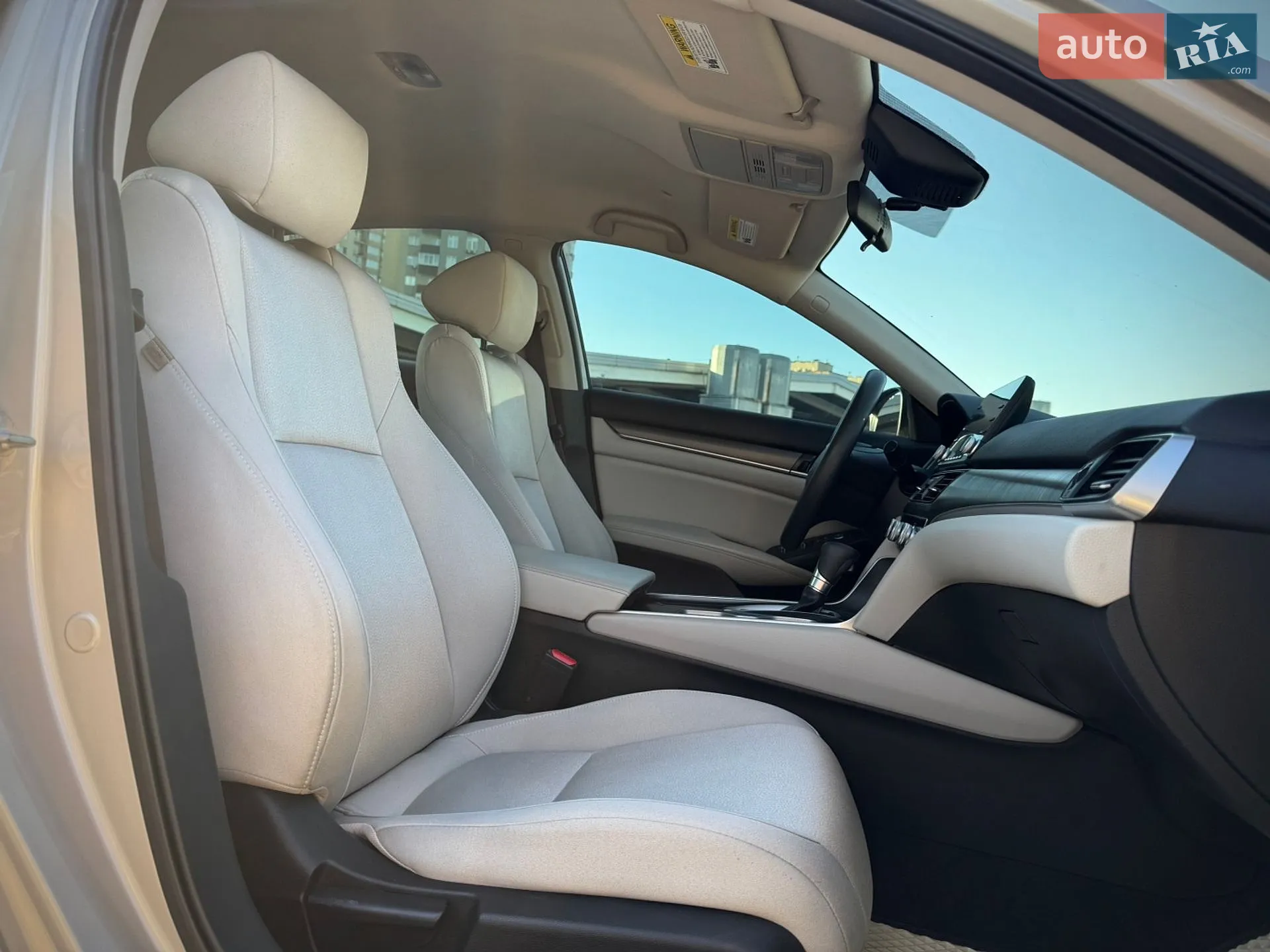 2018 Honda Accord - мініатюра 41
