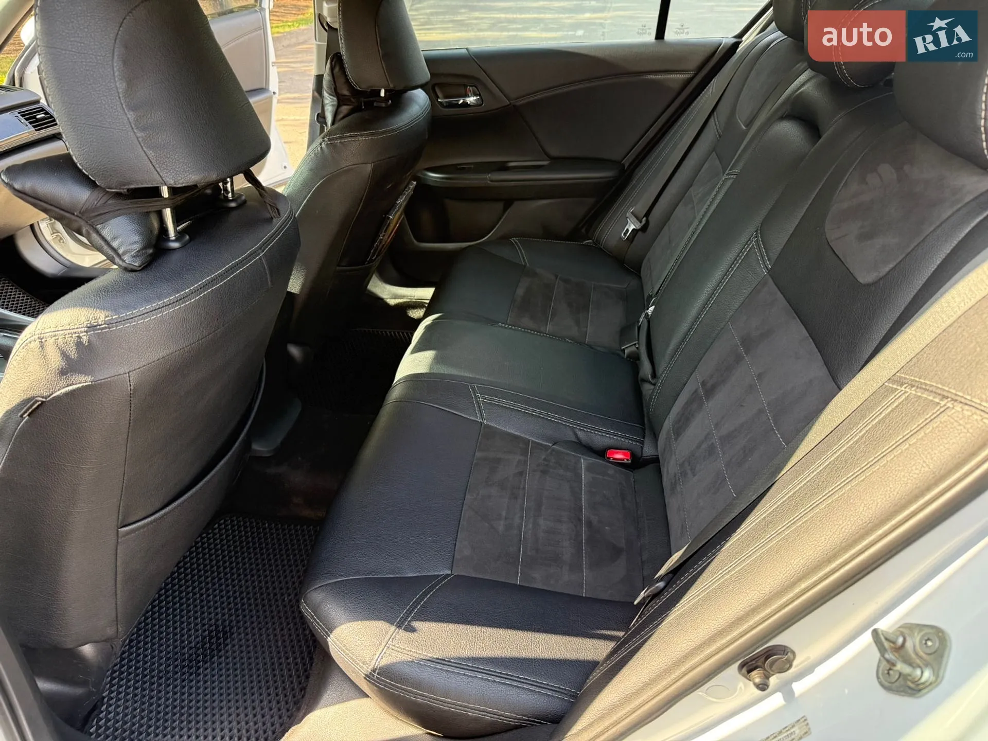 2014 Honda Accord - мініатюра 16