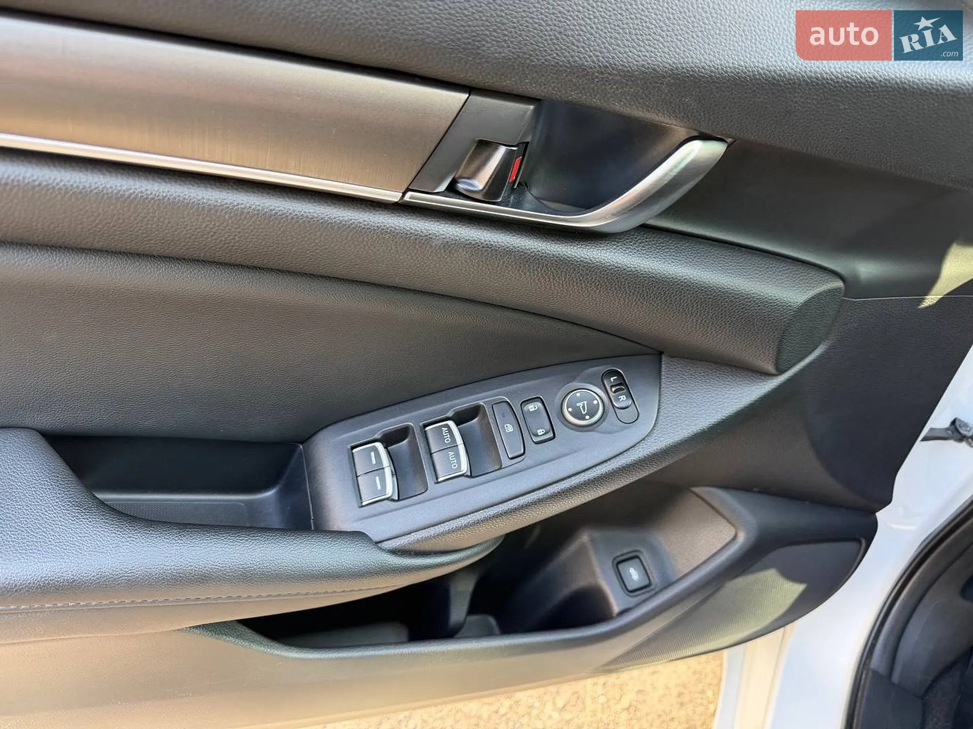 2019 Honda Accord - мініатюра 11