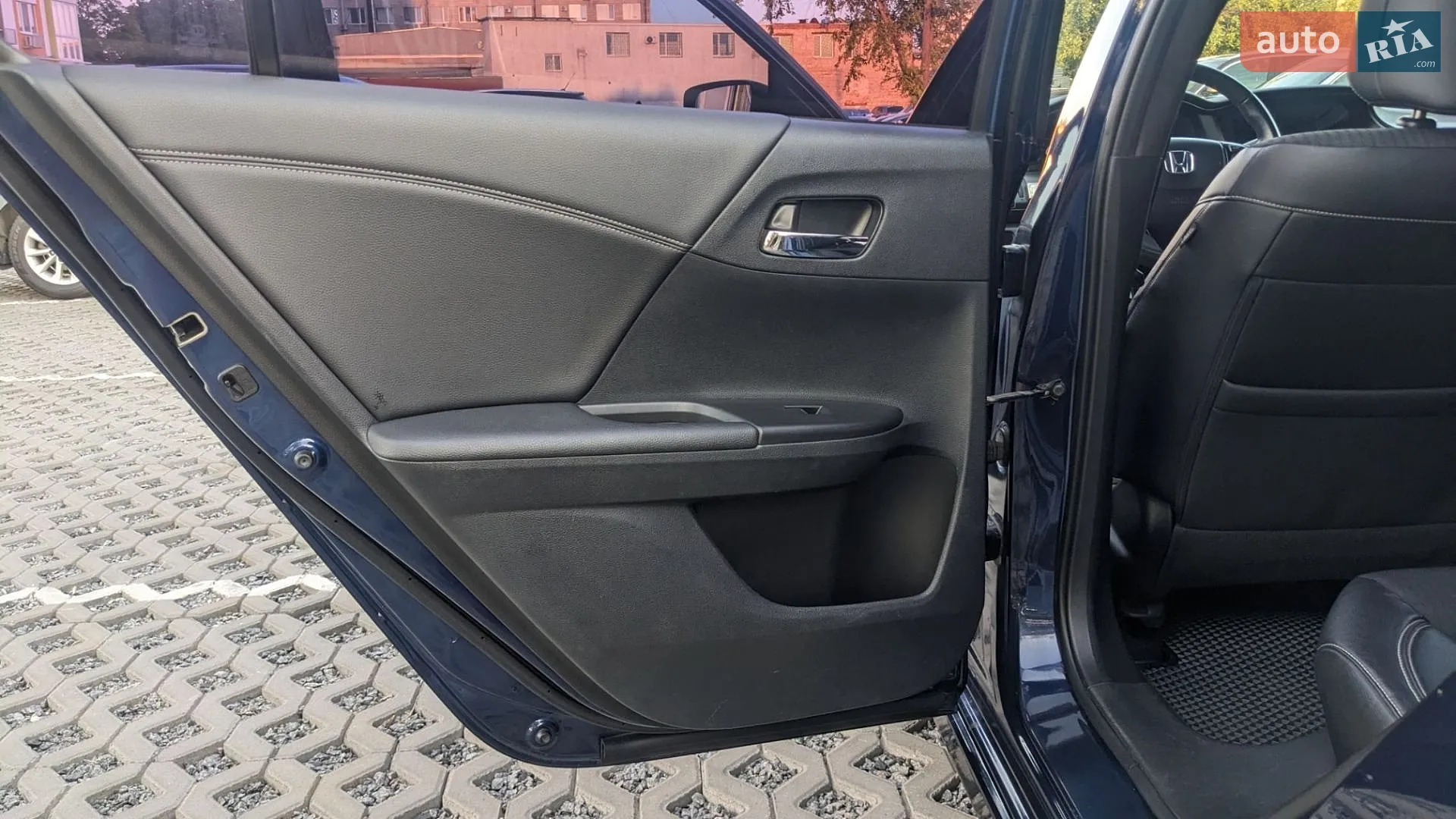 2015 Honda Accord - мініатюра 24
