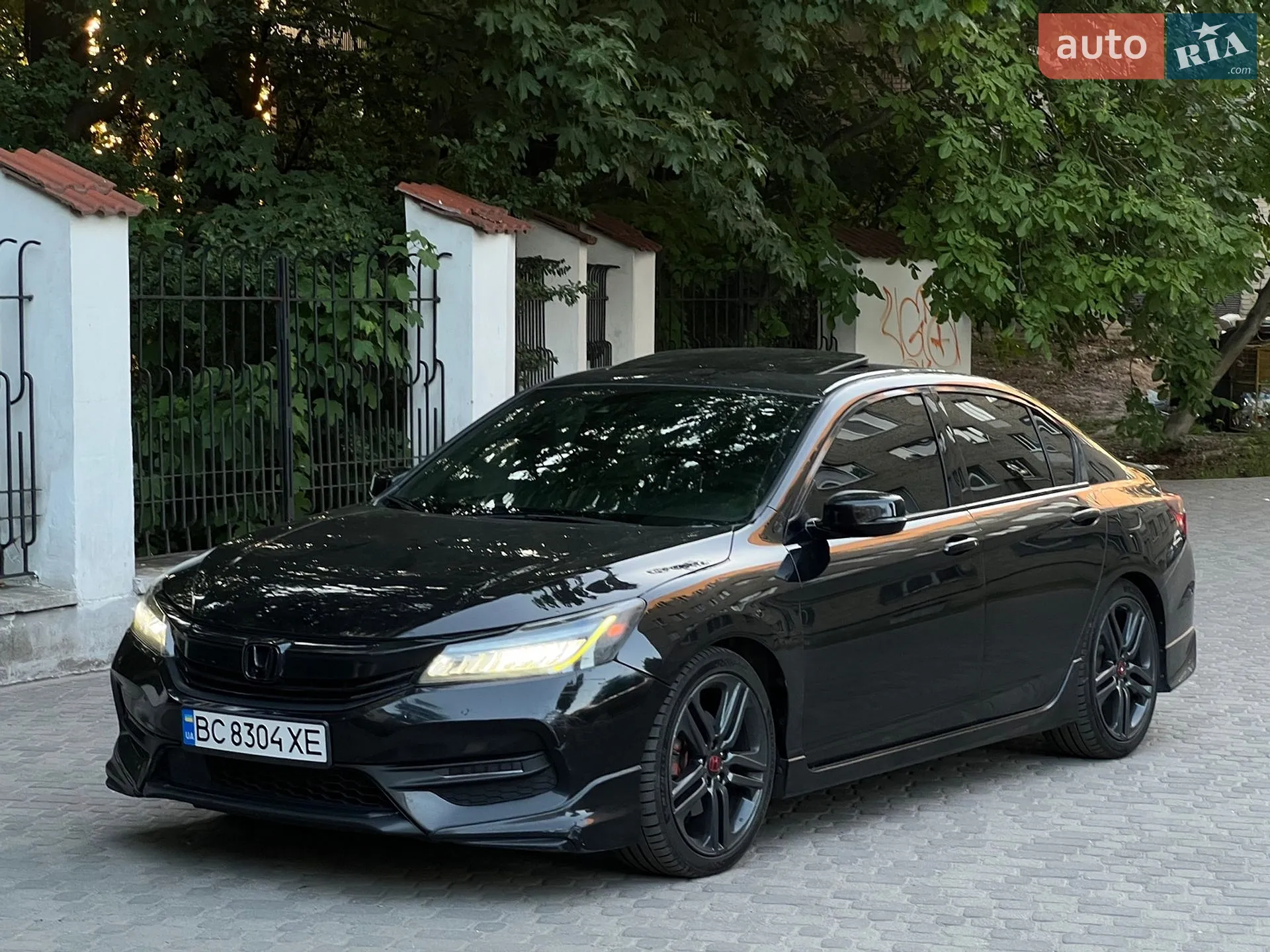2017 Honda Accord - мініатюра 16
