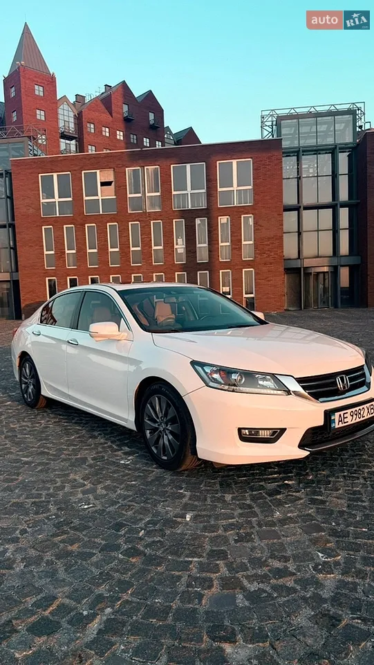 2013 Honda Accord - мініатюра 12