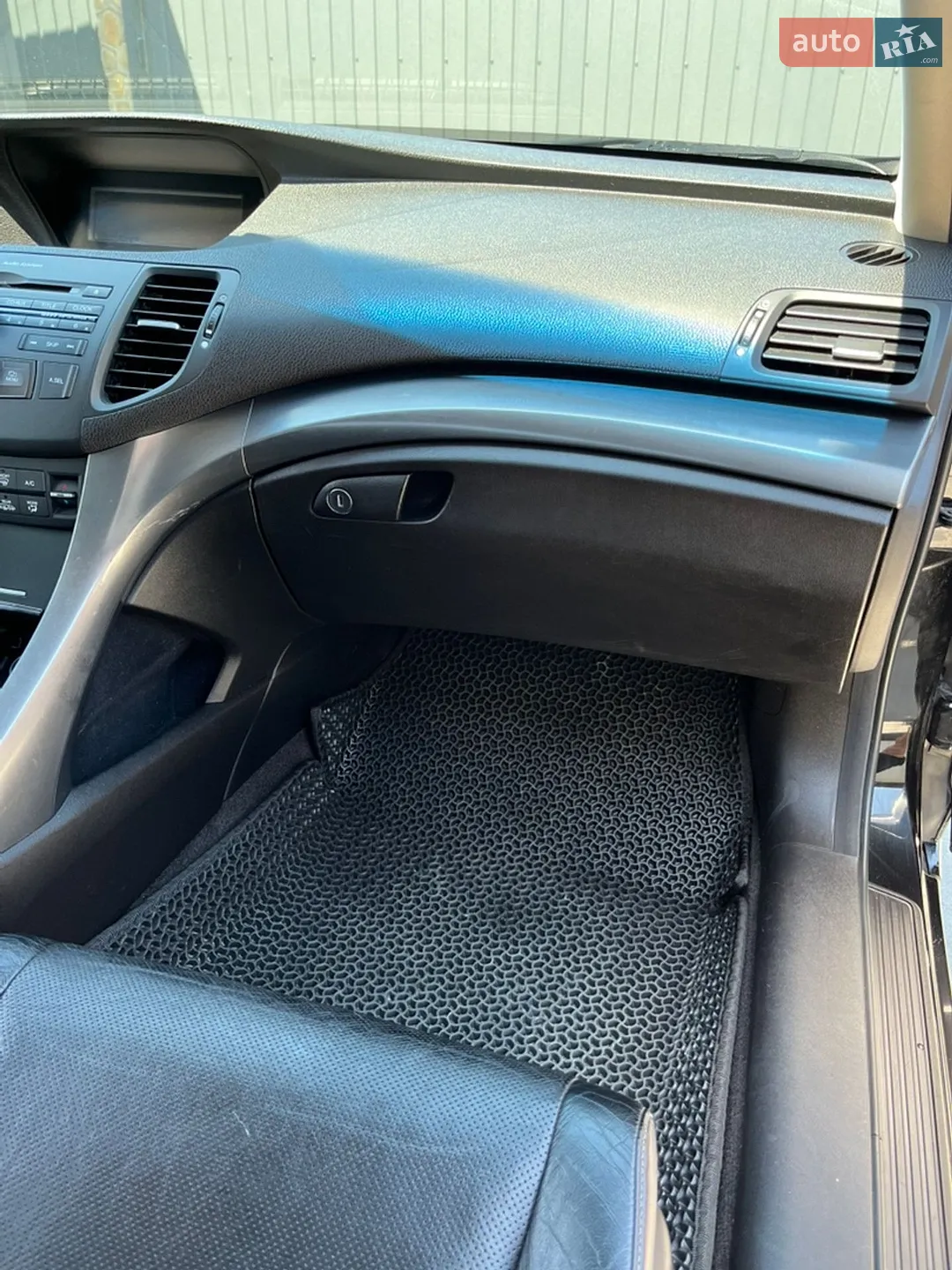 2011 Honda Accord - мініатюра 19
