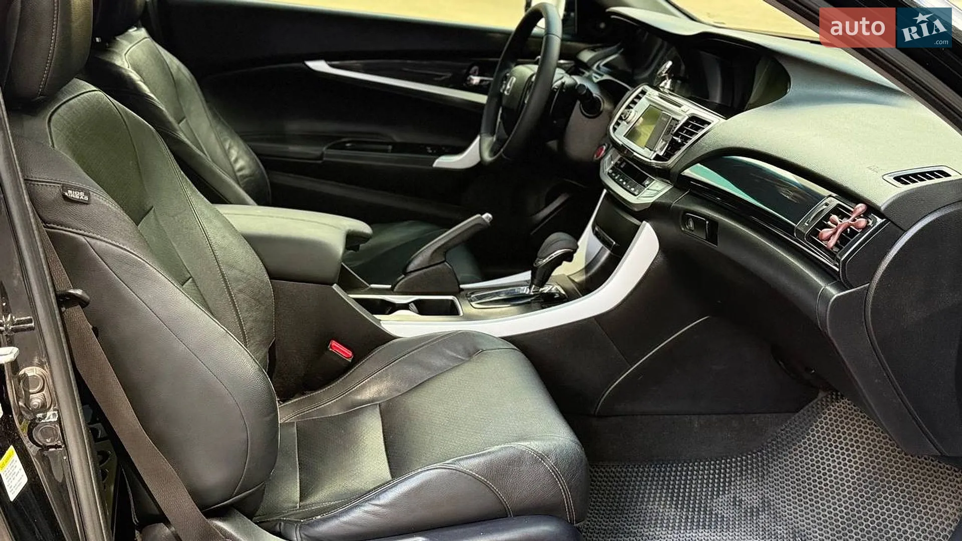2013 Honda Accord - мініатюра 13