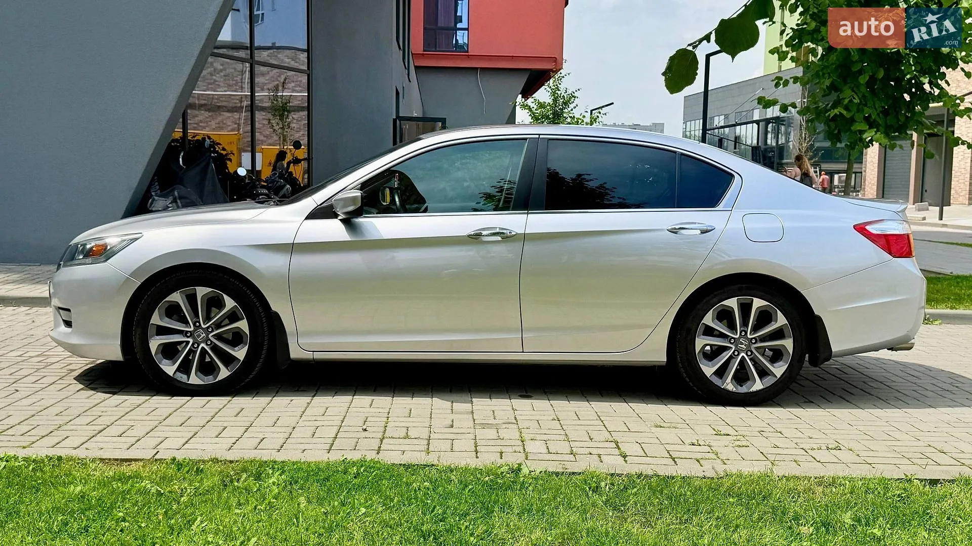 2013 Honda Accord - мініатюра 11