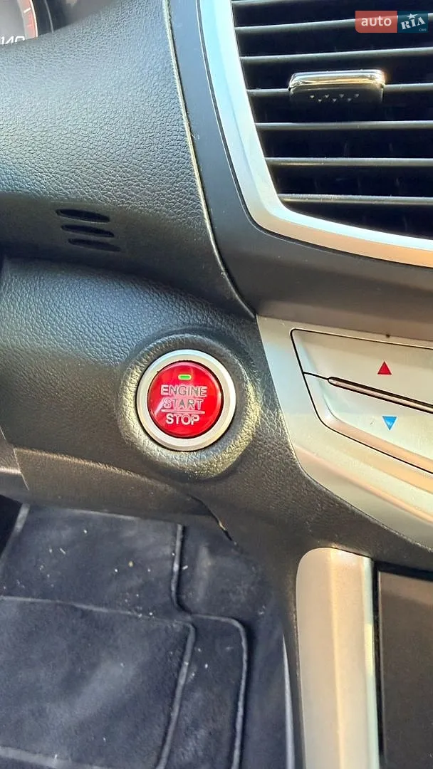 2012 Honda Accord - мініатюра 19