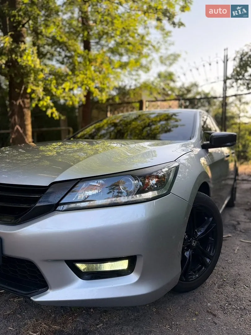2014 Honda Accord - мініатюра 2
