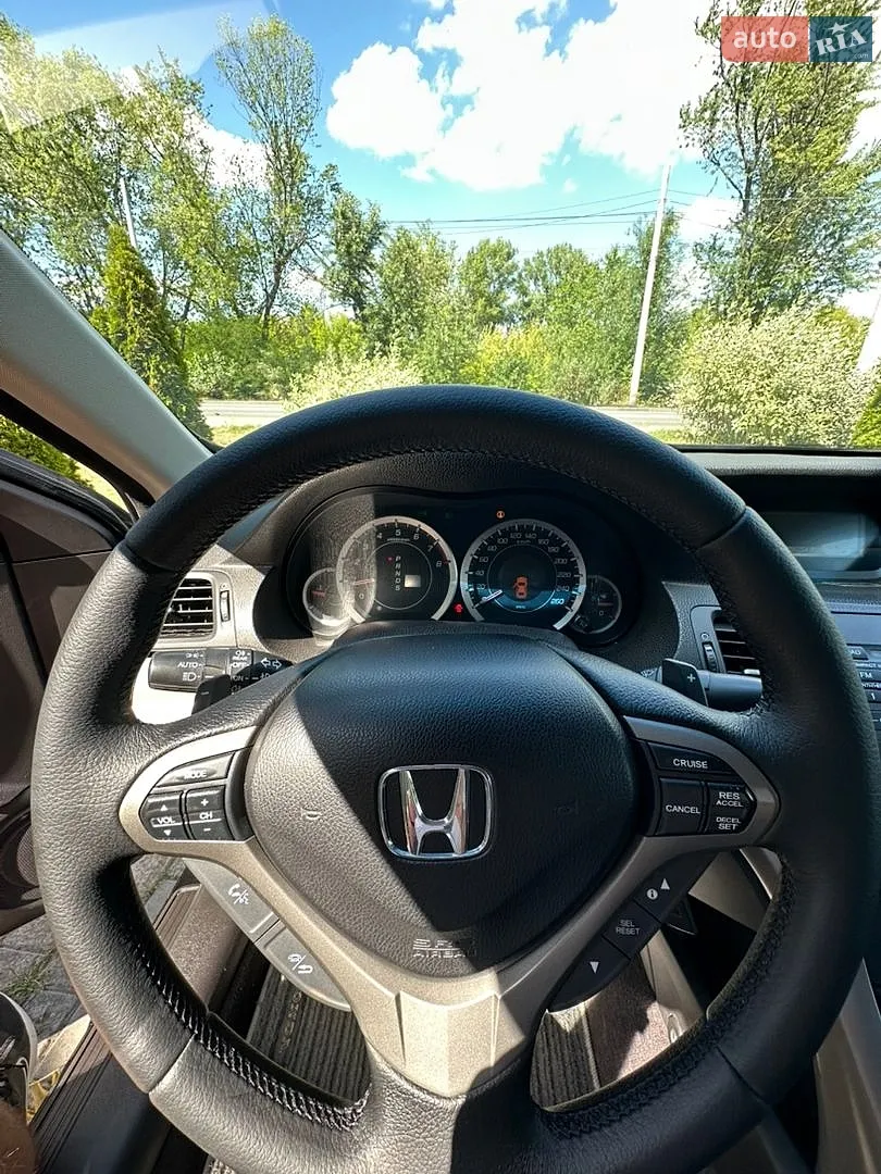 2010 Honda Accord - мініатюра 17
