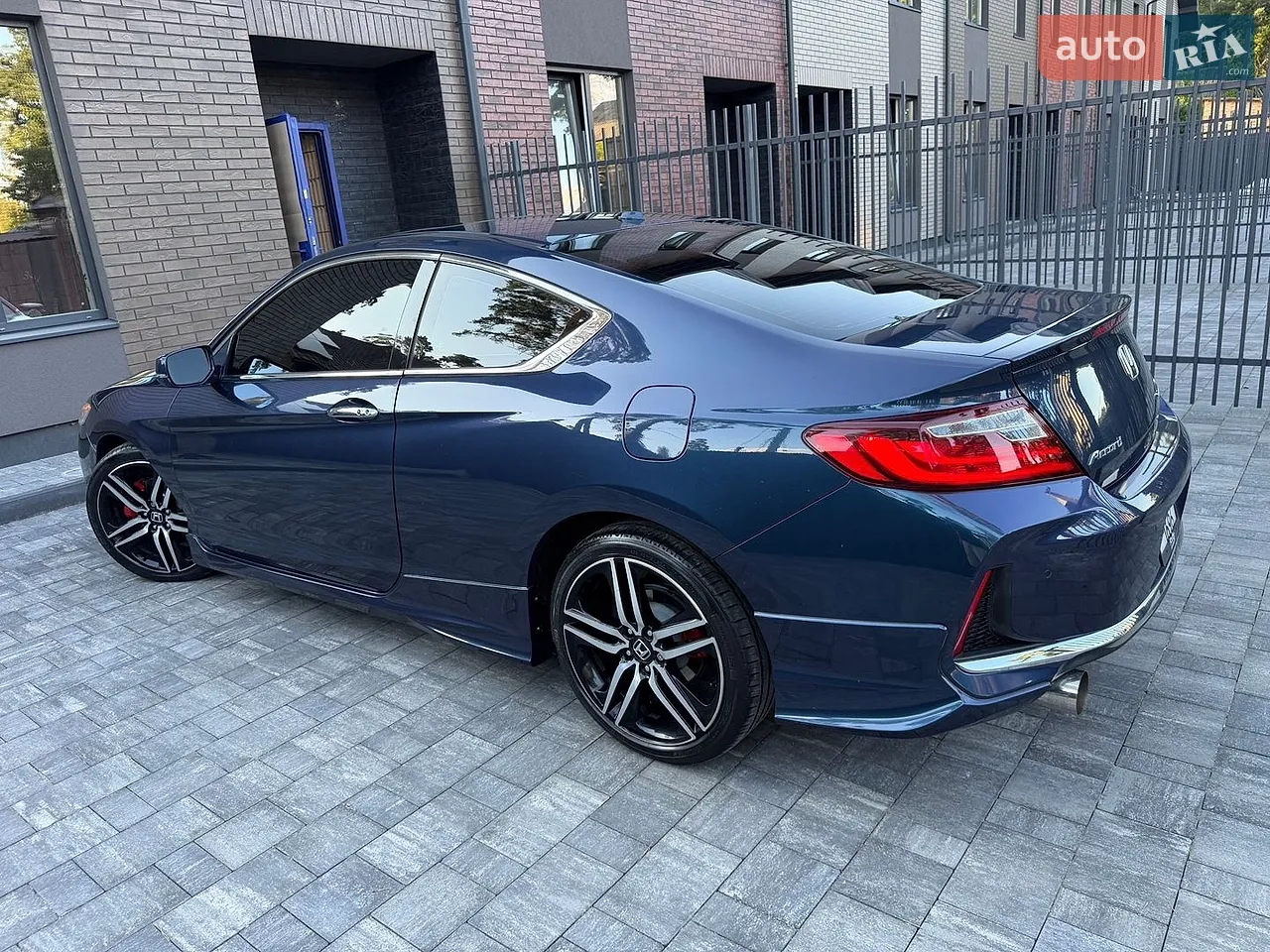 2016 Honda Accord - мініатюра 17