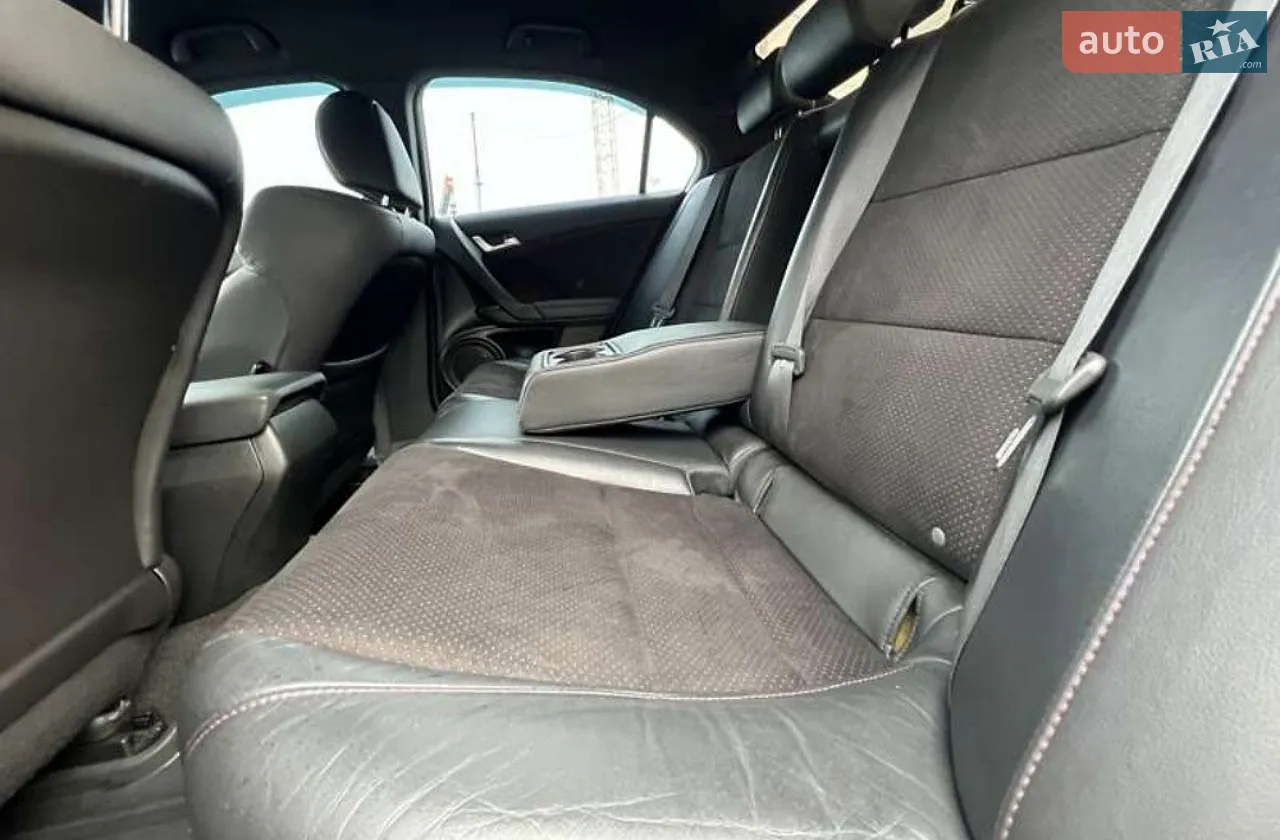 2011 Honda Accord - мініатюра 18
