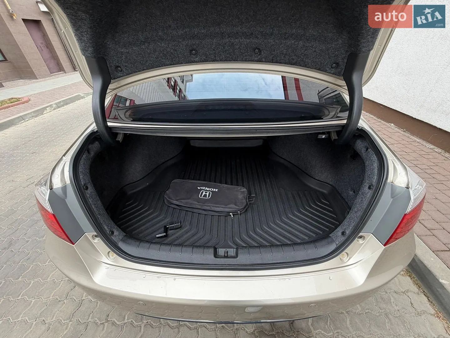2013 Honda Accord - мініатюра 10