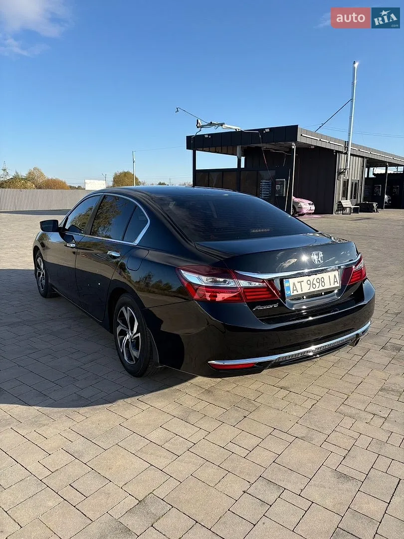 2016 Honda Accord - мініатюра 11